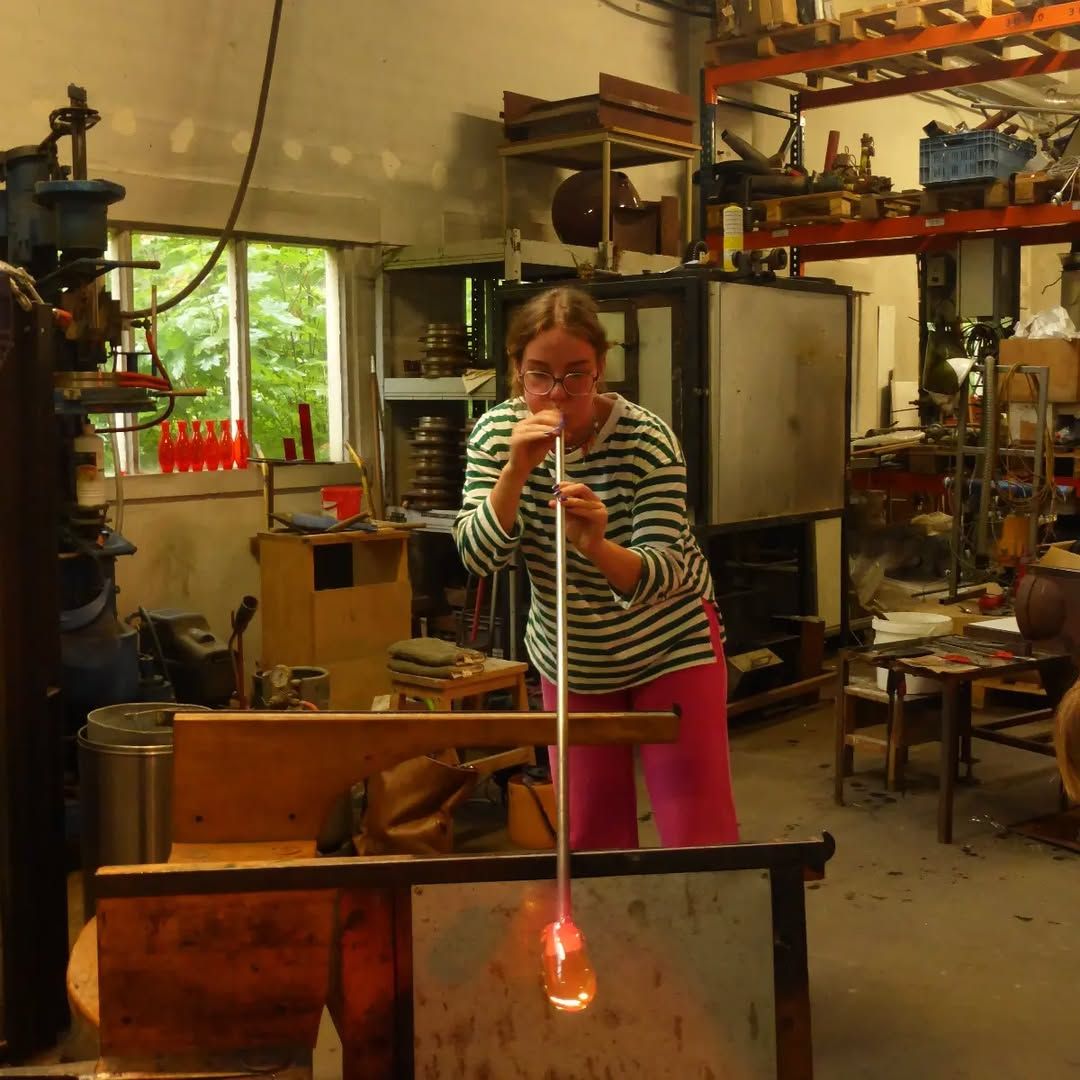Glasblazen bij Vrij Glas Zaandam