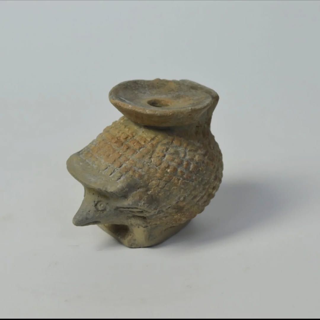 Keramische egel aryballos replica