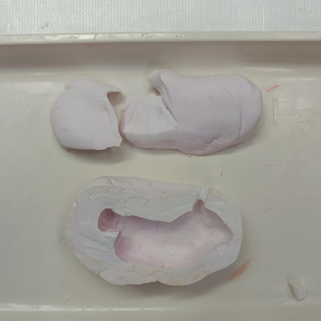 Gipsen mal en gegoten arm onderdelen