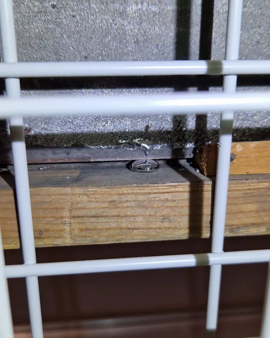 Detail van deterioratie op historische spiegel